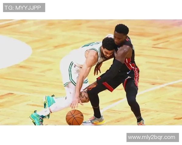 热火与凯尔特人激战集锦回顾精彩瞬间与关键时刻分析